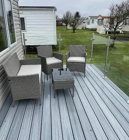 2 Bedroom Caravan To Rent In Allonby Hébergement de vacances Maryport