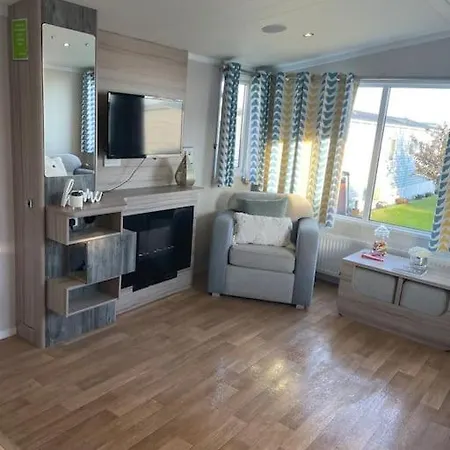2 Bedroom Caravan To Rent In Allonby Hébergement de vacances
